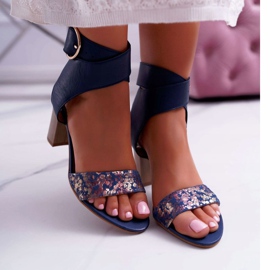 Sandale din piele pentru femei Maciejka pe toc Blue Blue 03597 albastru marin 2 Sandale din piele pentru femei Maciejka pe toc Blue Blue 03597 albastru marin 2