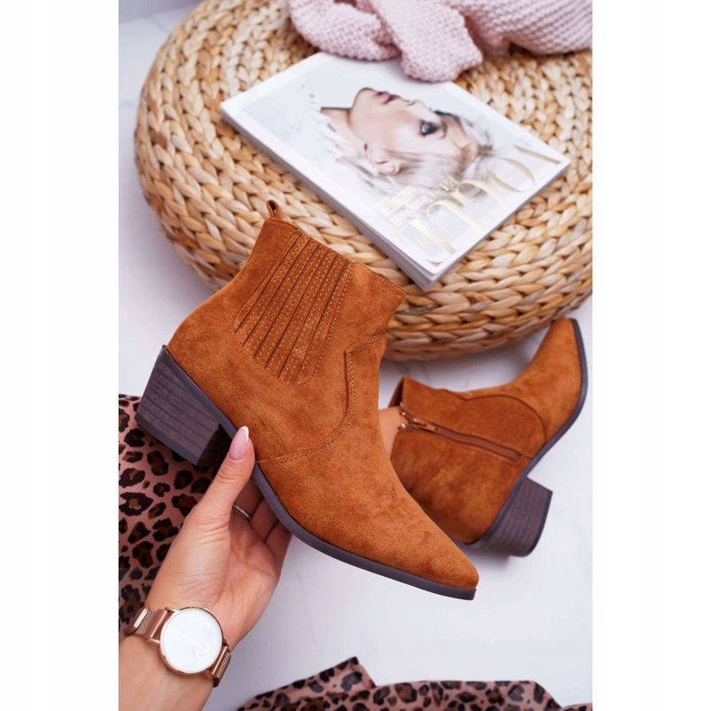 Cizme pentru femei cu toc plat Camel Umberco maro 1