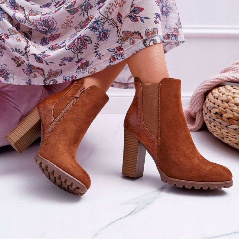 Cizme de damă cu toc înalt Camel Mondego maro 2 Cizme de damă cu toc înalt Camel Mondego maro 2