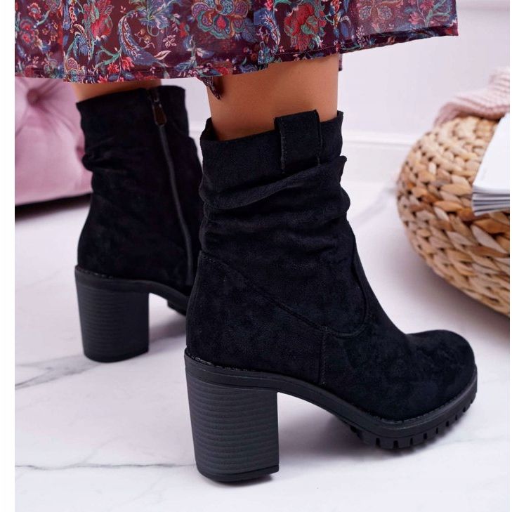 FB2 Cizme de damă cu toc piele de căprioară neagră Celma negru 2