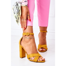 PS1 Sandale de damă pe călcâi din piele galbenă Telmen 2