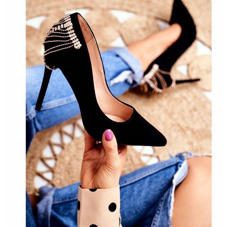 Pompă neagră de damă din piele de damă Pacardo negru 1 Pompă neagră de damă din piele de damă Pacardo negru 1