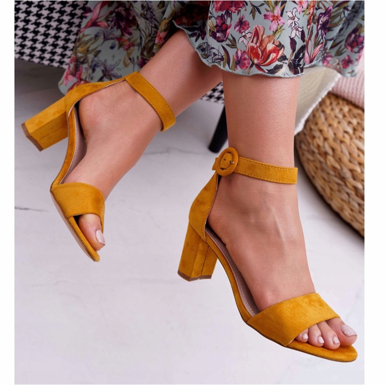 EVE Sandale de damă pe toc piele de căprioară galben Lexi 2