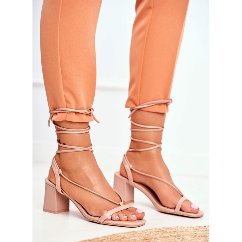 HAN Sandale de damă pe toc tocate bej dimineață 2