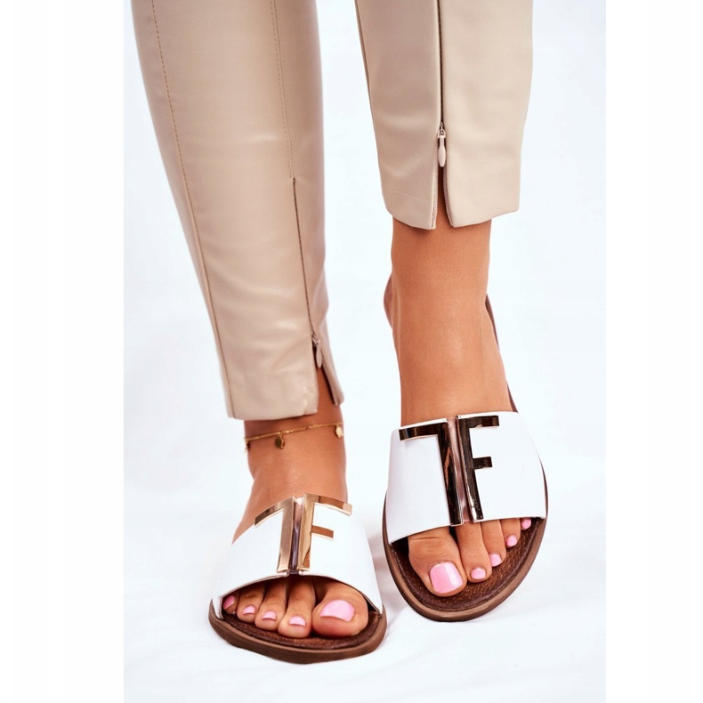 Papuci de damă eleganți albi Nicole Dilmah 1