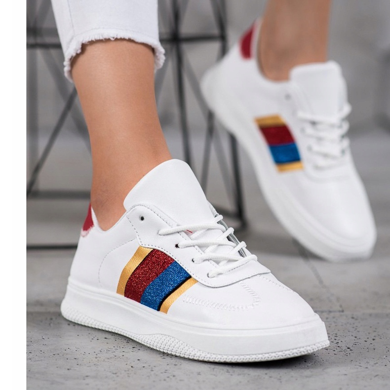 Small Swan Pantofi sport la modă alb 1 Small Swan Pantofi sport la modă alb 1