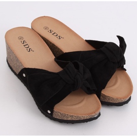 Papuci cu pană neagră 7862-KL Negru 1