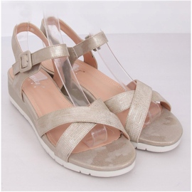 Sandale pe toc mic cu toc auriu NS115P LT.GOLD de aur 1 Sandale pe toc mic cu toc auriu NS115P LT.GOLD de aur 1