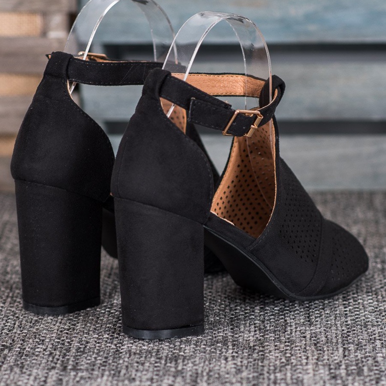 Small Swan Sandale calate elegante negru 1