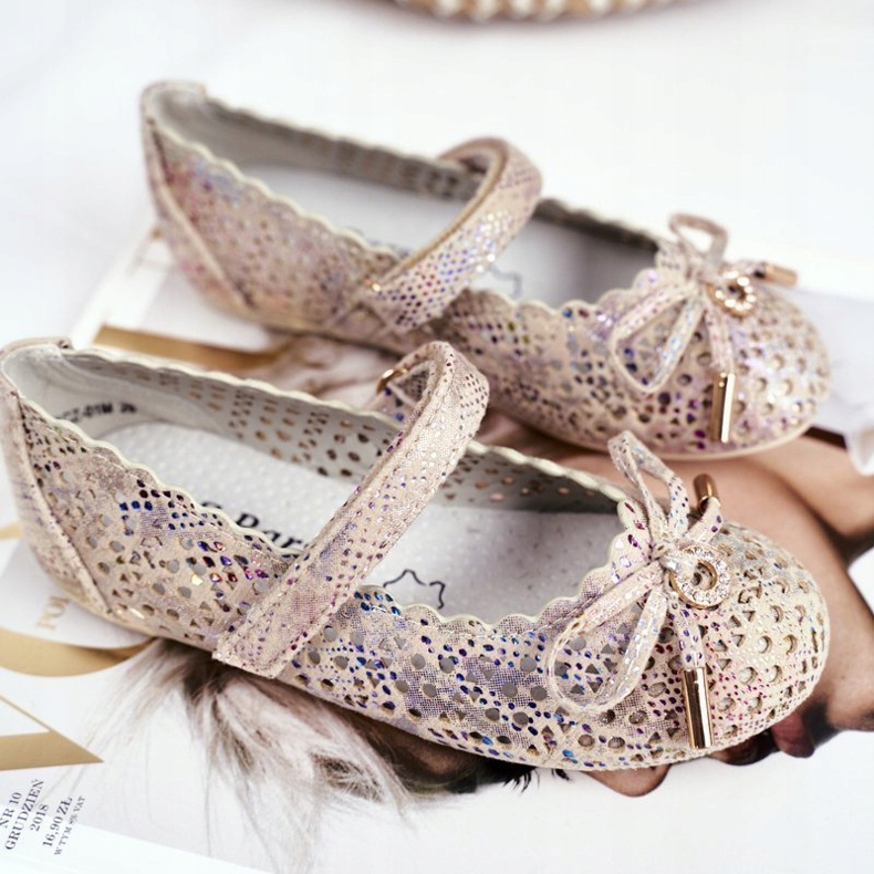 S.Barski Ballerine ajurate pentru copii bej cu velcro Barski Remtro 1