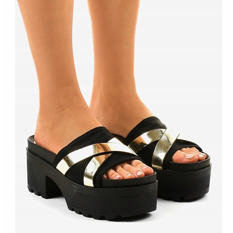 Papuci negri cu toc înalt CL-3A309-42 negru galben 1