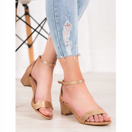 Small Swan Sandale din piele ecologică strălucitoare de aur 1