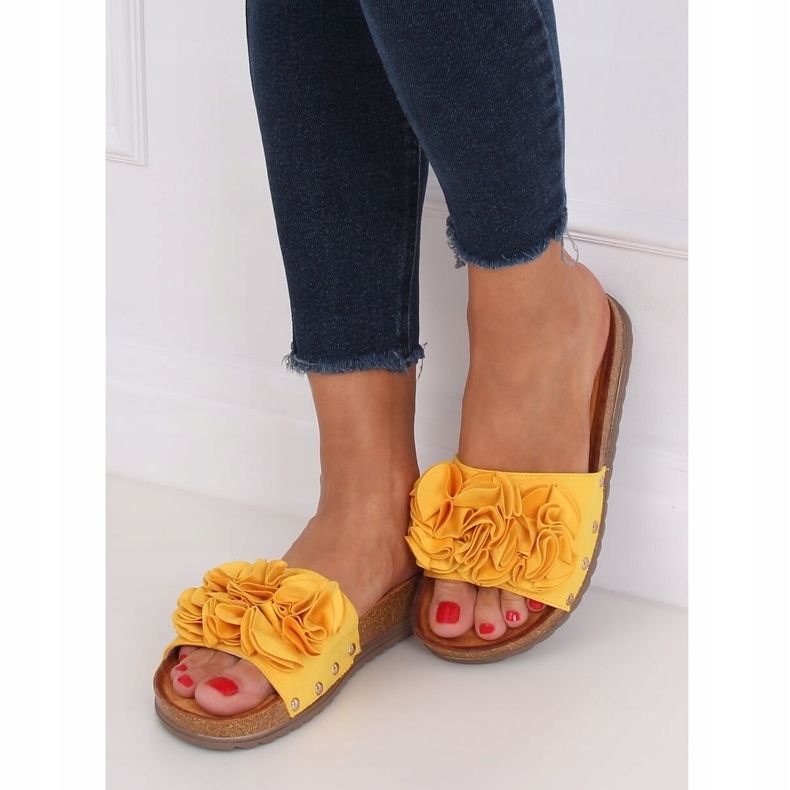 Papuci pentru femei F191 Galben 2
