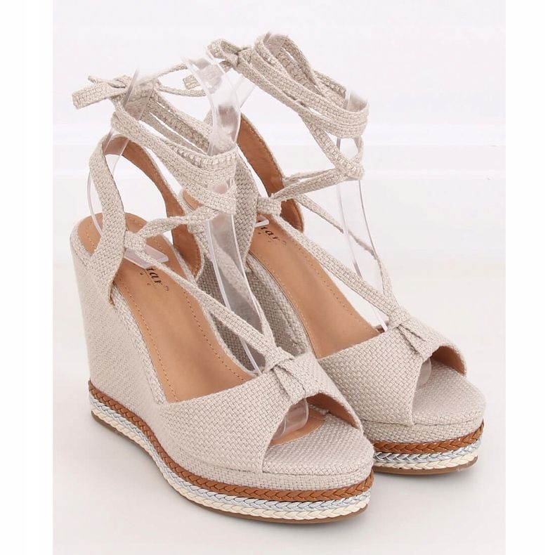 Bej GP07 Sandale cu pene bej 1