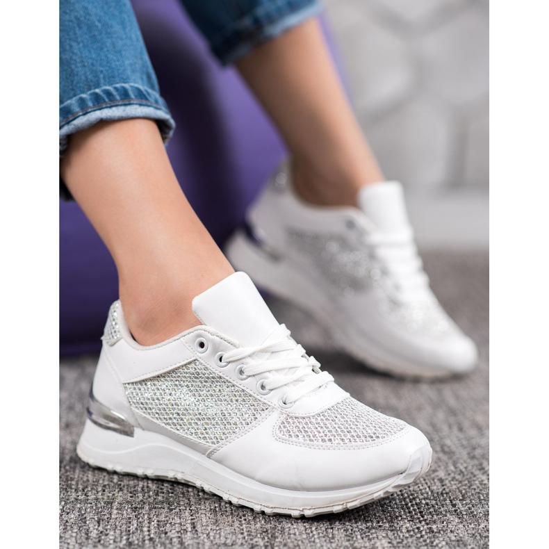 SHELOVET Încălțăminte sport albă elegantă 1 SHELOVET Încălțăminte sport albă elegantă 1