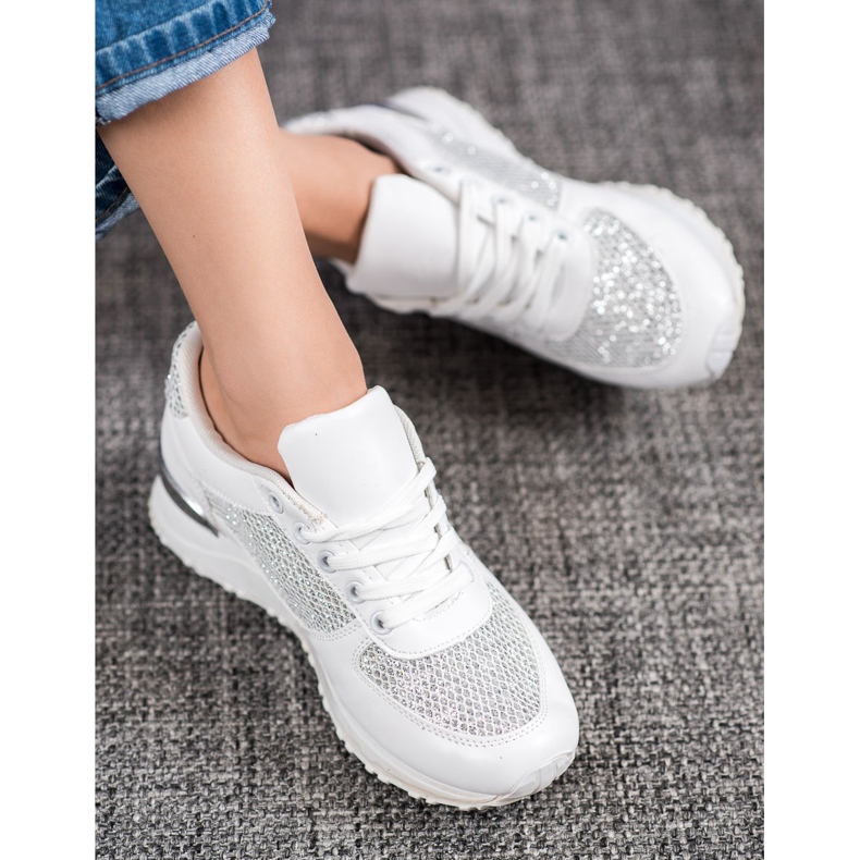 SHELOVET Încălțăminte sport albă elegantă 2 SHELOVET Încălțăminte sport albă elegantă 2
