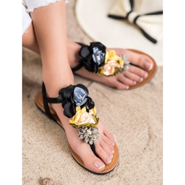 Ch. Creation Sandale Cu Flori negru 1