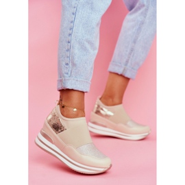 Pantofi sport pentru femei Slip On Wedge Beige Cold Play bej 1 Pantofi sport pentru femei Slip On Wedge Beige Cold Play bej 1