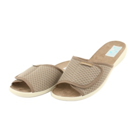 Adanex Papuci bej cu clape Velcro 24840 2