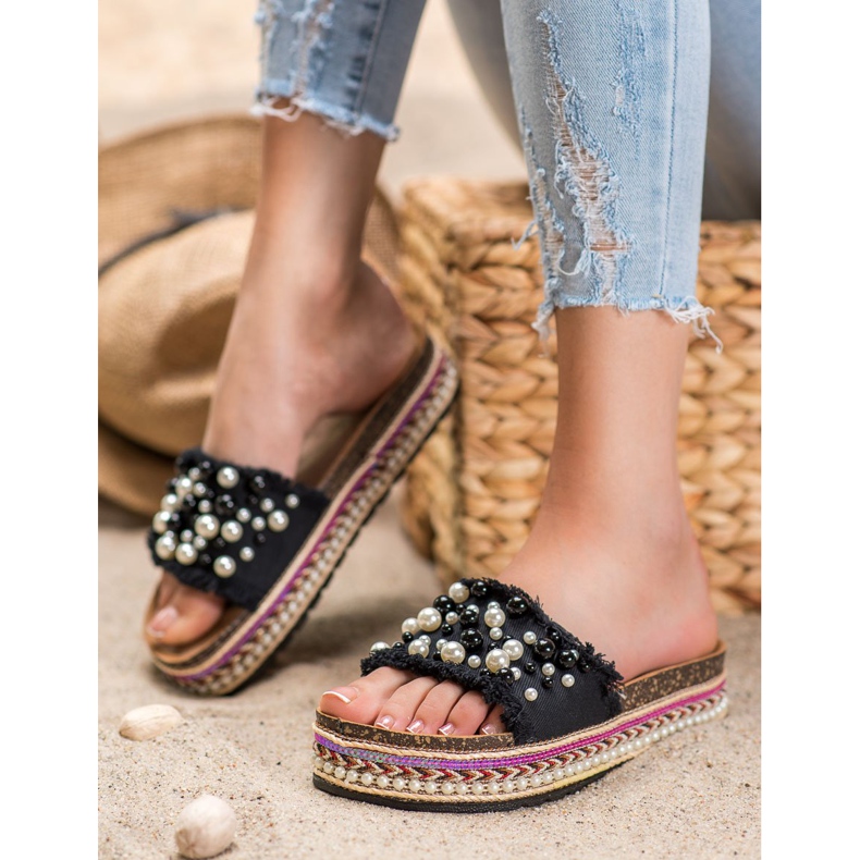 Small Swan Papuci Pe Platforma Cu Perle negru 2