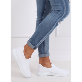 Pantofi sport albi 7079 Alb 1 Pantofi sport albi 7079 Alb 1