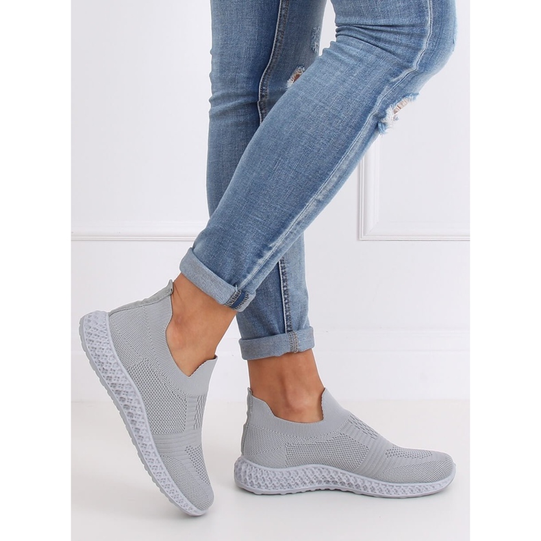 Gri 4388 Pantofi sport gri 1