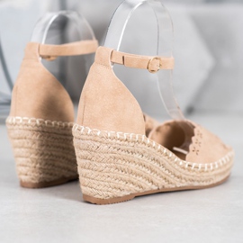 Evento Sandale cu model ajurat maro 2 Evento Sandale cu model ajurat maro 2