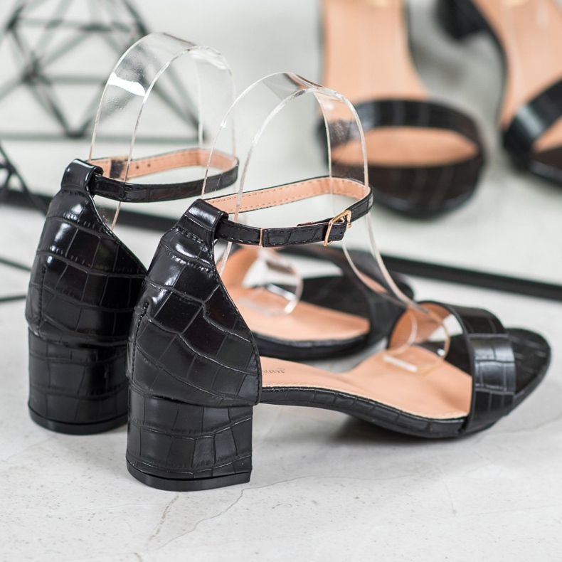 Small Swan Sandale confortabile pe un stâlp jos negru 2