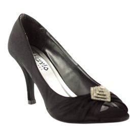 Pompe cu decor argintiu McArthur 05-bk negru 1