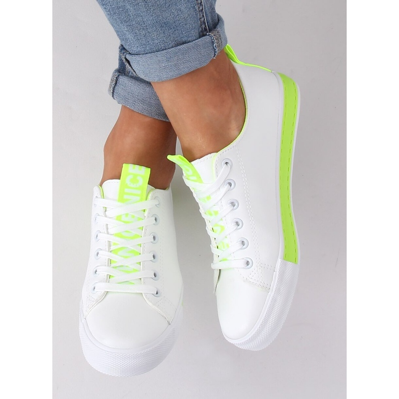 Adidași de damă albi CC-17 Verde 1