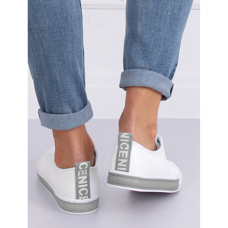 Adidași de damă albi CC-17 Silver gri 1