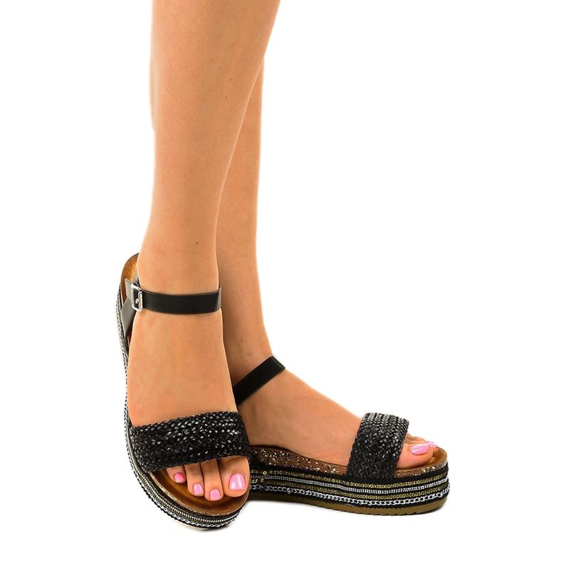 Sandale negre pe platforma 499-38 alb negru 1