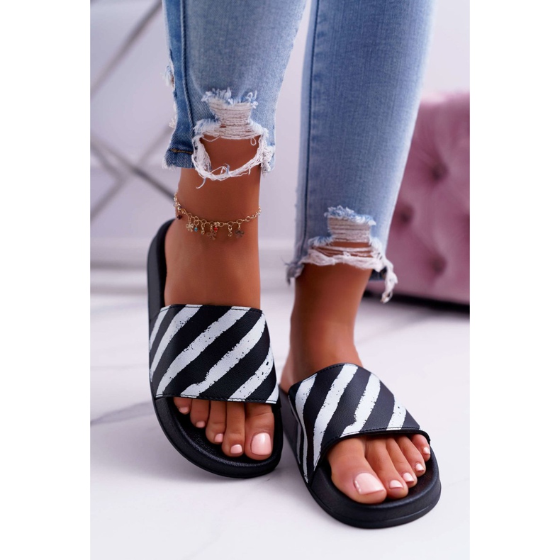 Papuci negri pentru femei Aynna negru 2