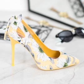 Seastar Pinii cu stil în flori multicolor galben 2 Seastar Pinii cu stil în flori multicolor galben 2