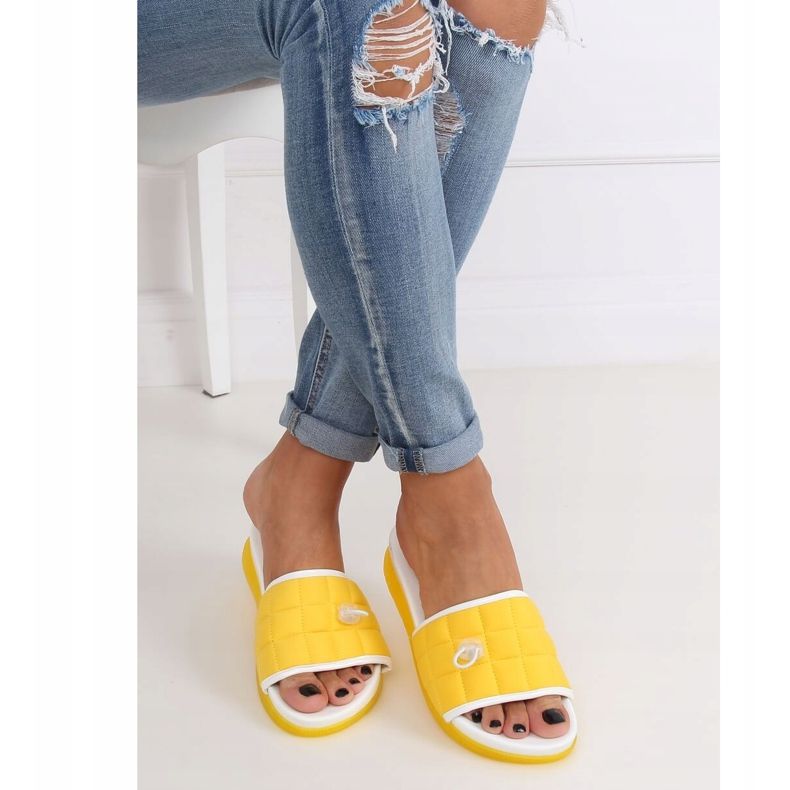 Papuci galbeni pentru femei G-338 Galbeni 1