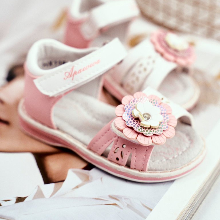 Apawwa Sandale pentru copii cu Velcro Flower Pink Mino roz 2