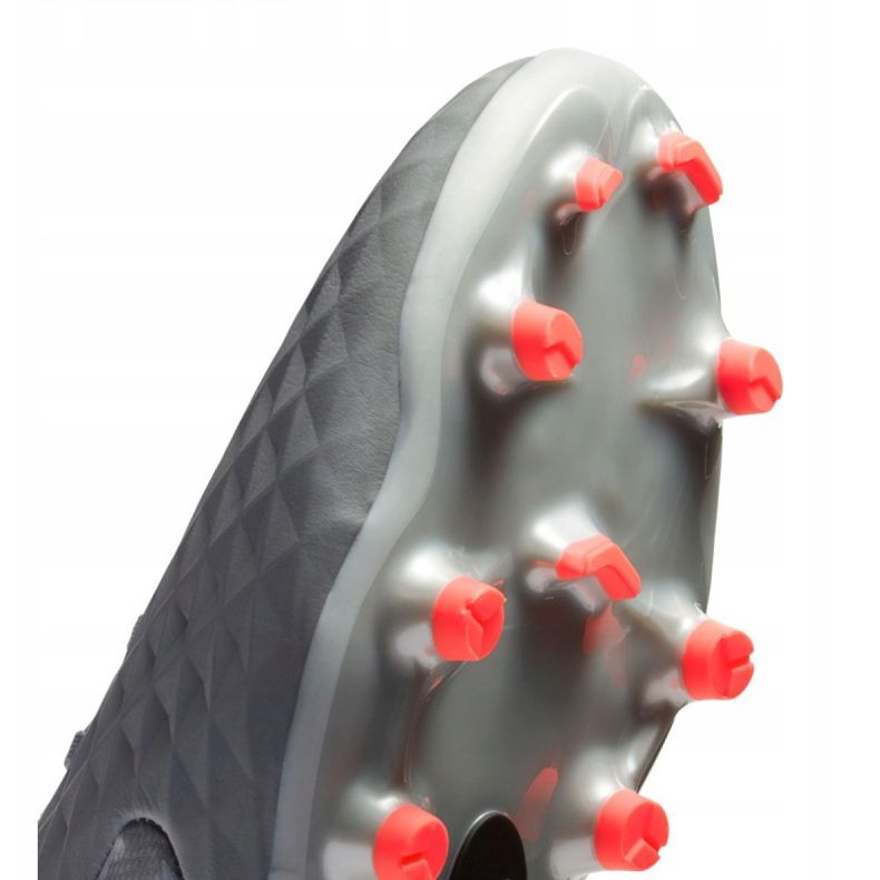 Pantofi de fotbal Nike Legend 8 Academy Mg M AT5292-906 gri argint 2