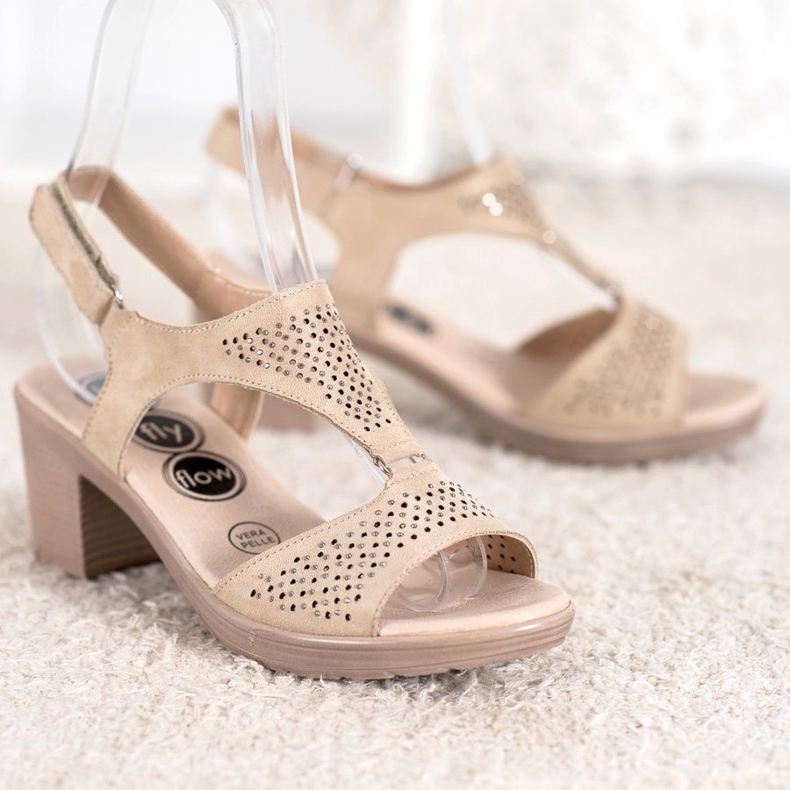 SHELOVET Sandale confortabile din velcro maro 1