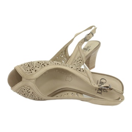 29606. Sandale din piele ajurată Caprice bej 3 29606. Sandale din piele ajurată Caprice bej 3