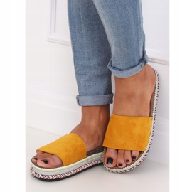 Papuci de casă pentru femei BQ-50 Galben 1