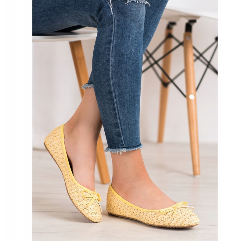 Small Swan Balerine împletite galben 1