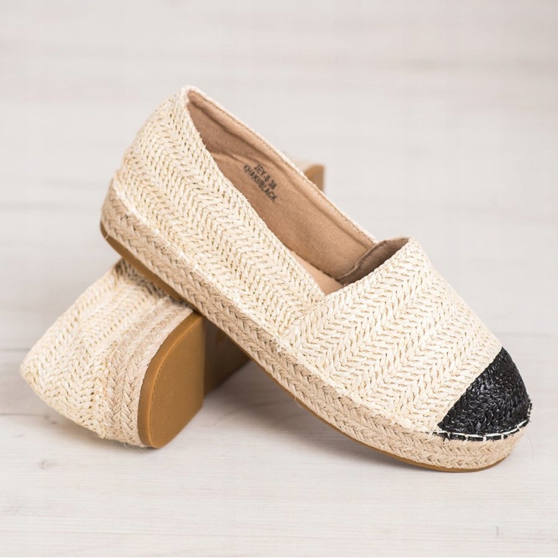 SHELOVET Espadrile la modă pe platformă bej 1 SHELOVET Espadrile la modă pe platformă bej 1