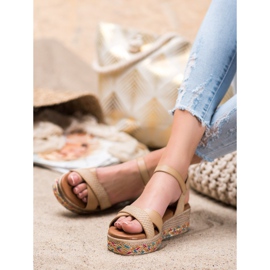 Small Swan Sandale la modă cu piele ecologică maro 2