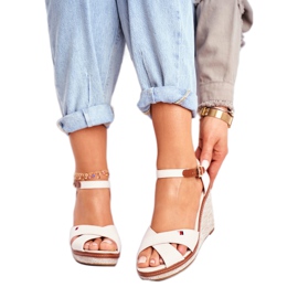 SEA Sandale pentru femei pe pană bej LaMane 2