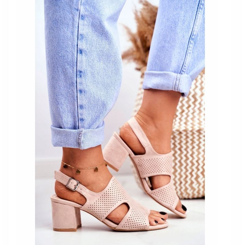 BUGO Sandale de damă pe toc ajurat Beige Valery bej 1