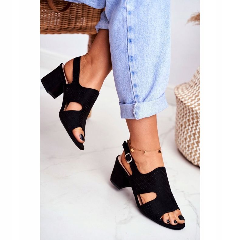 BUGO Sandale de damă pe toc ajurat Valery negru 1