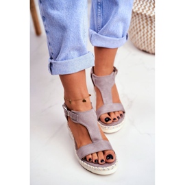 BUGO Sandale de damă pe pană gri roz 1