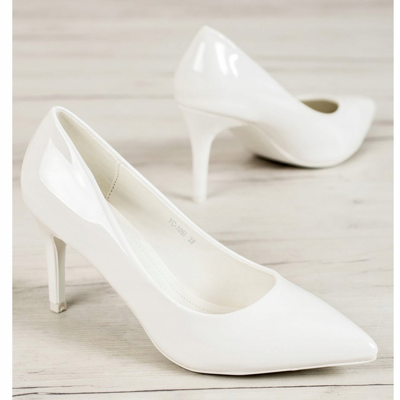 Small Swan Știfturi lăcuite alb 1