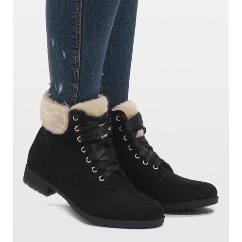 Cizme negre izolate cu dantelă C-7100 negru 2