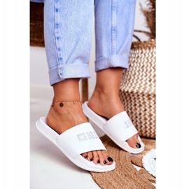Papuci de damă Big Star Classic White GG274044 alb 1